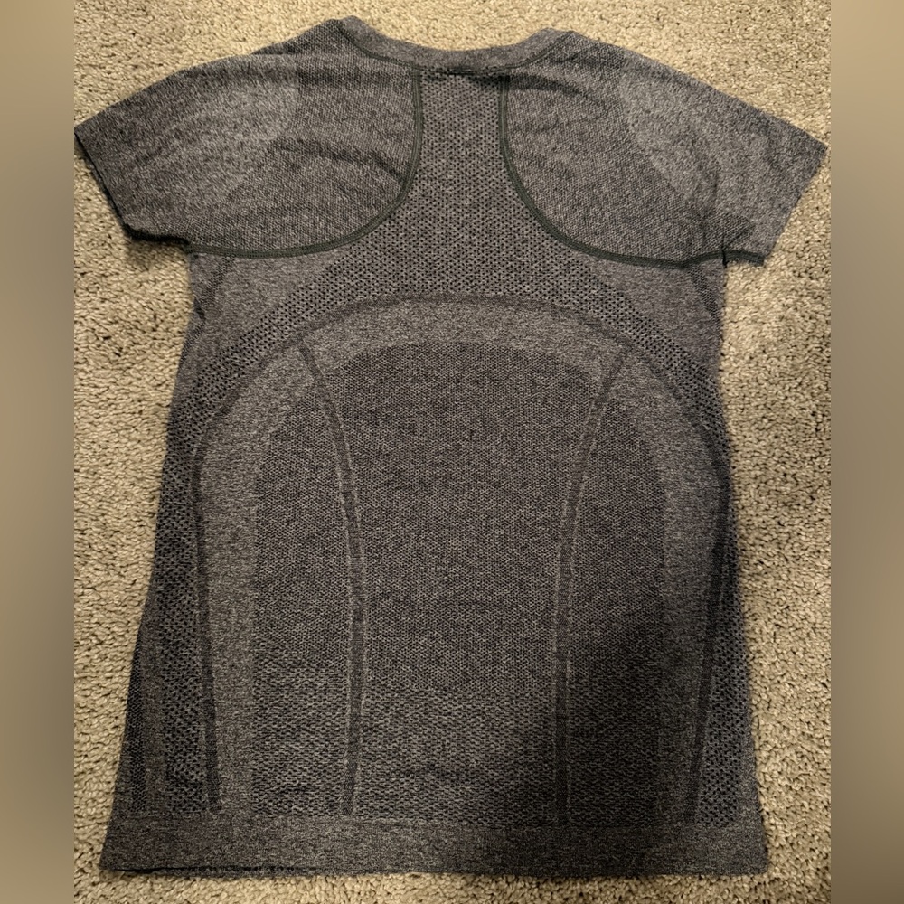 Athleta Momentum Seamless Tee, Gray, Small